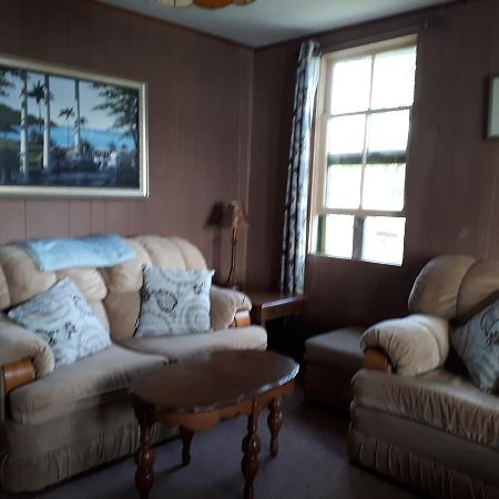 Chalkley'S Sandy Bay Cottage Resort Nipissing Beach Bagian luar foto