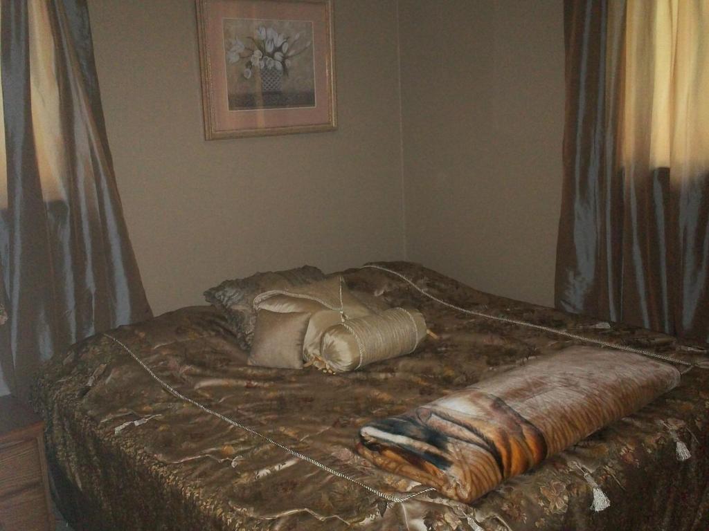 Chalkley'S Sandy Bay Cottage Resort Nipissing Beach Ruang foto
