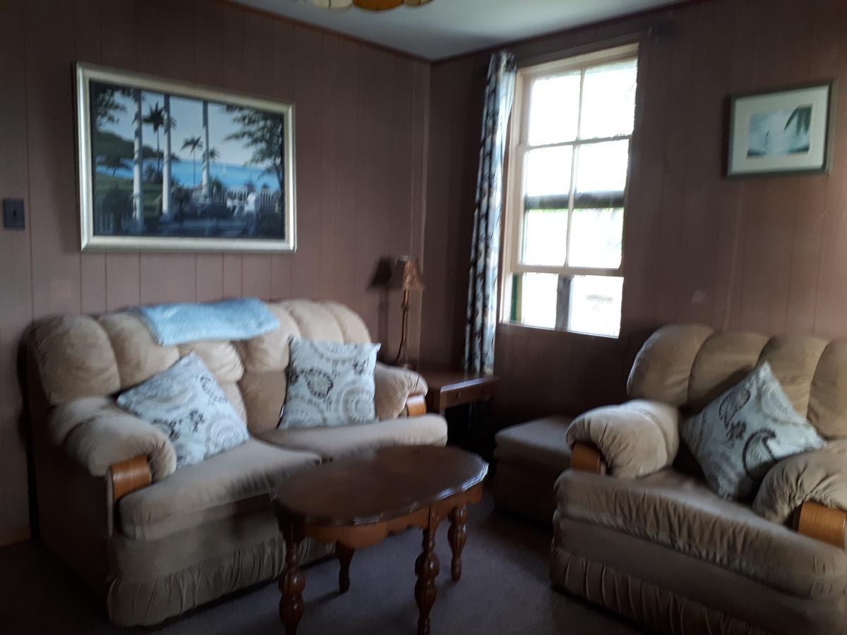Chalkley'S Sandy Bay Cottage Resort Nipissing Beach Bagian luar foto