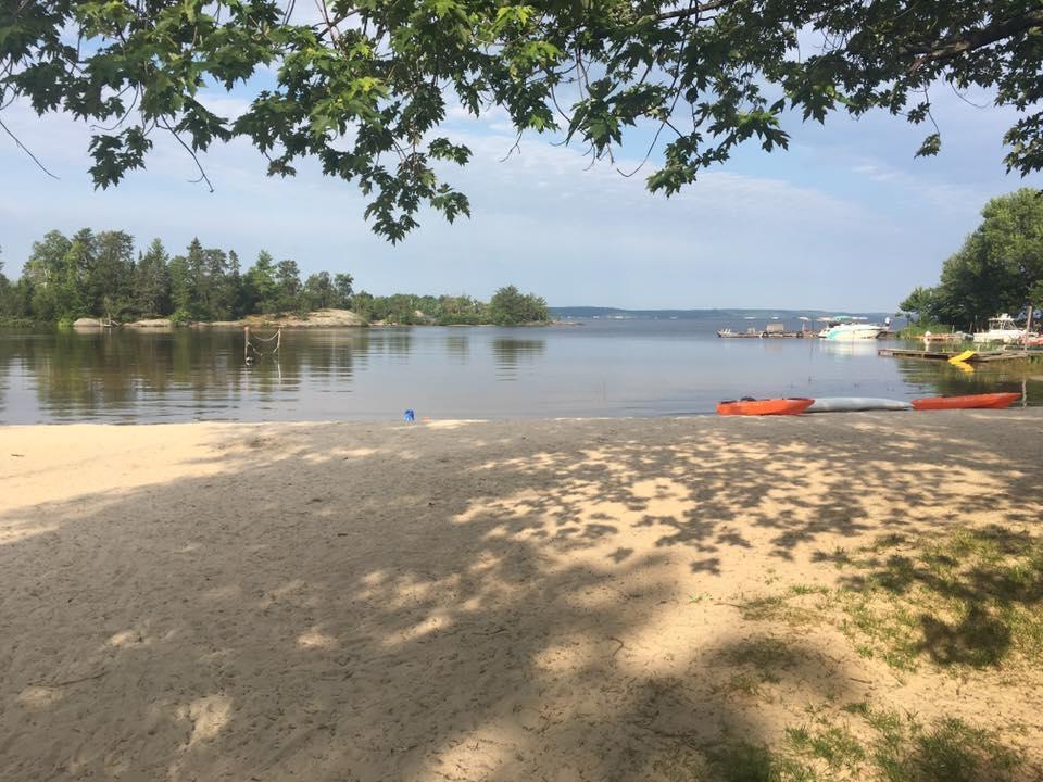 Chalkley'S Sandy Bay Cottage Resort Nipissing Beach Bagian luar foto